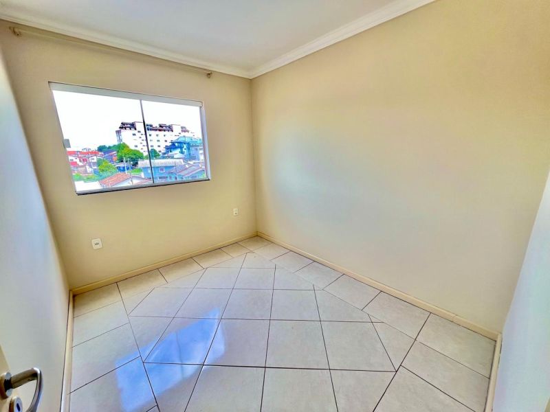 Apto no bairro SAGRADO CORAÇÃO DE JESUS em LAGES