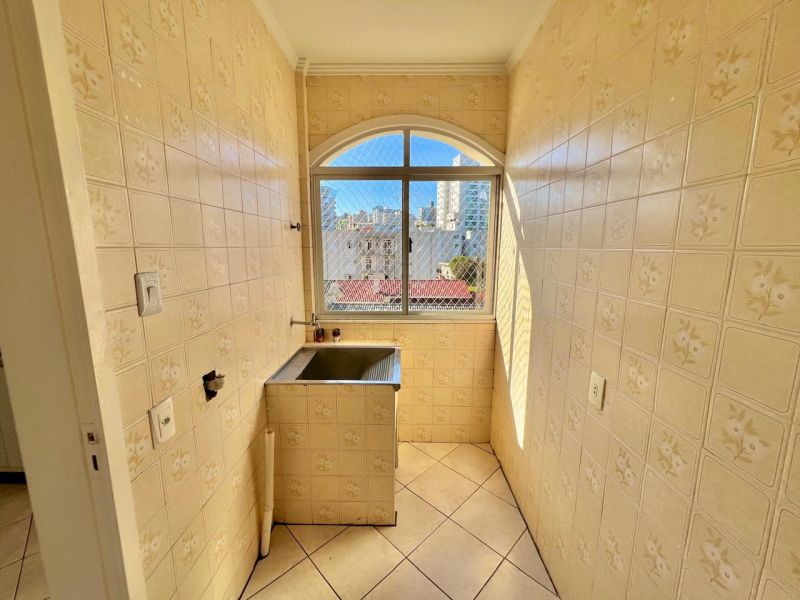 Apto 3 quartos  no bairro CENTRO em LAGES