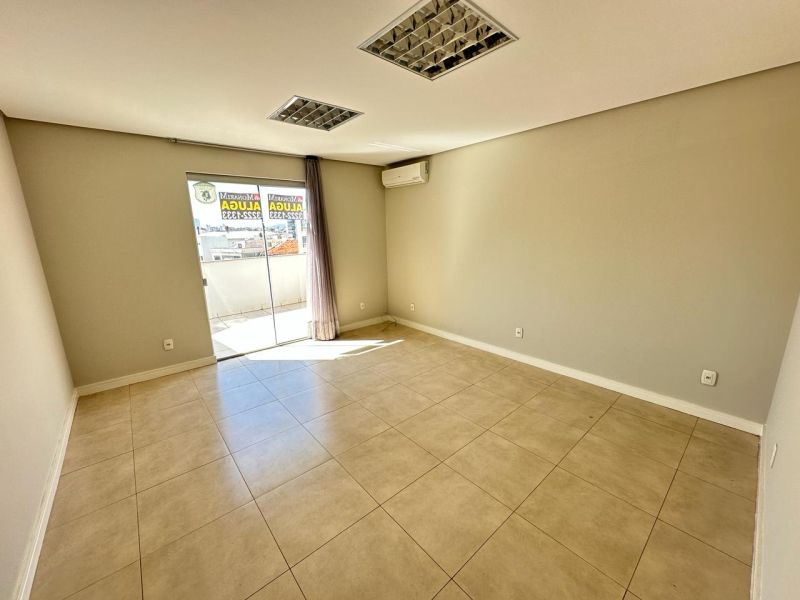 Sala no bairro CENTRO em LAGES