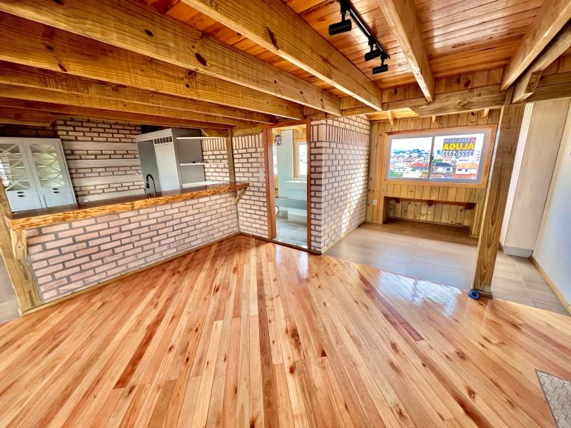 Apto 2 quartos  no bairro CORAL em LAGES