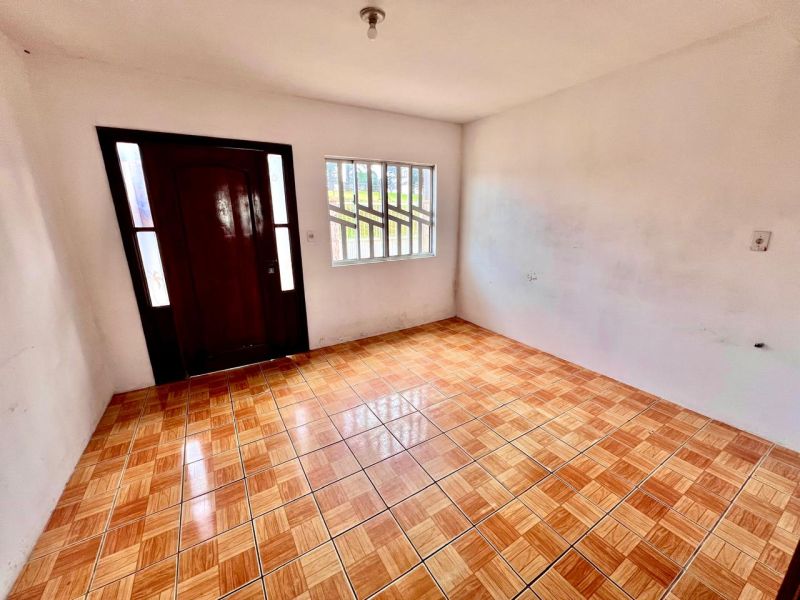 Casa 3 quartos  no bairro ÁREA INDUSTRIAL em LAGES