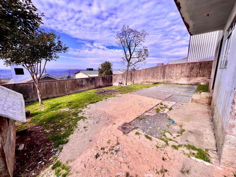 Casa 3 quartos  no bairro ÁREA INDUSTRIAL em LAGES