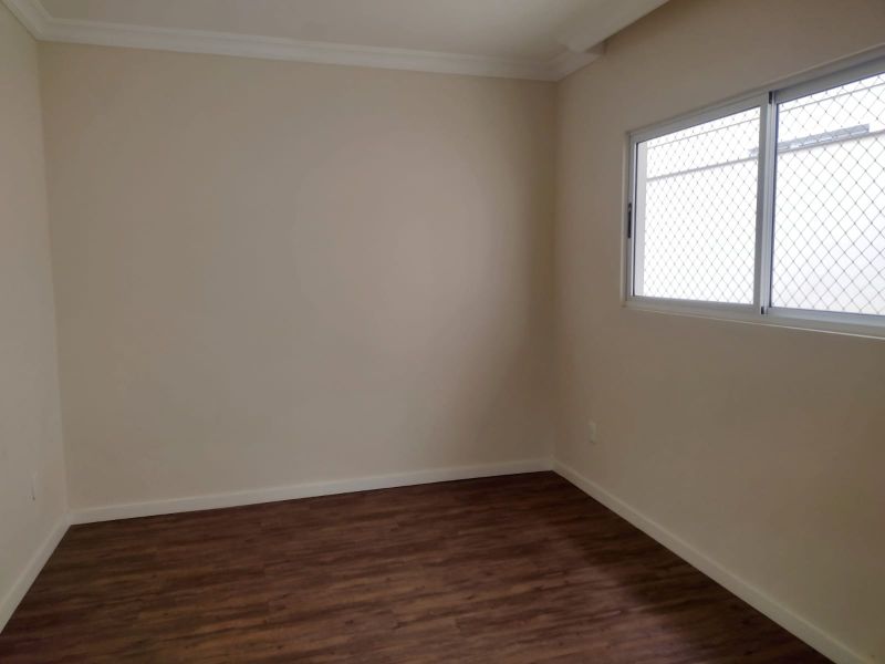 Casa 3 quartos  no bairro CORAL em LAGES