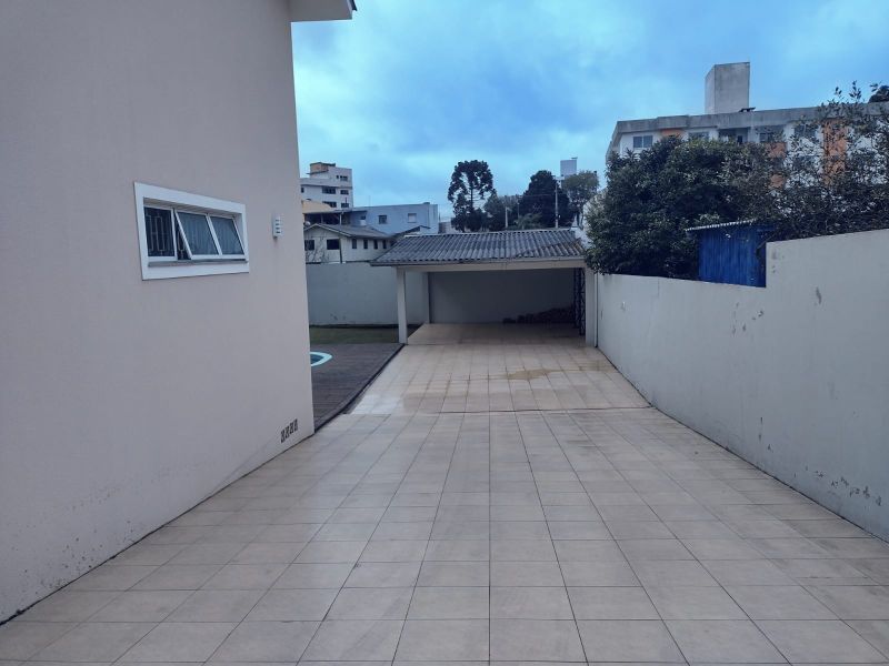 Casa 3 quartos  no bairro CORAL em LAGES