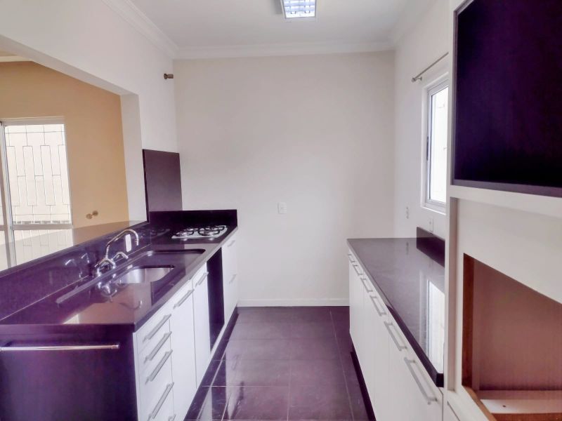 Casa 3 quartos  no bairro CORAL em LAGES