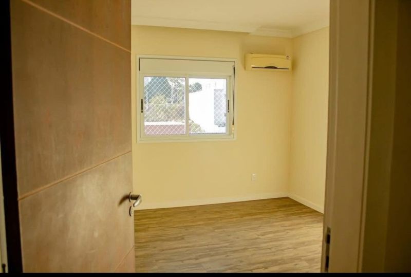 Casa 3 quartos  no bairro CORAL em LAGES