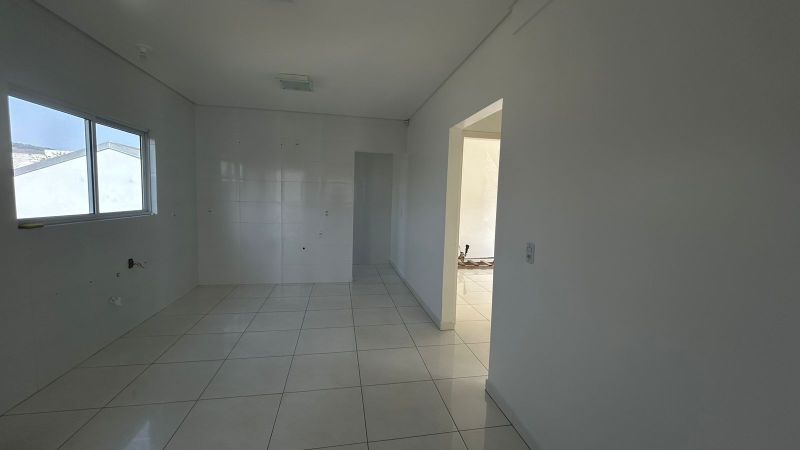 Casa 2 quartos  no bairro CORAL em LAGES