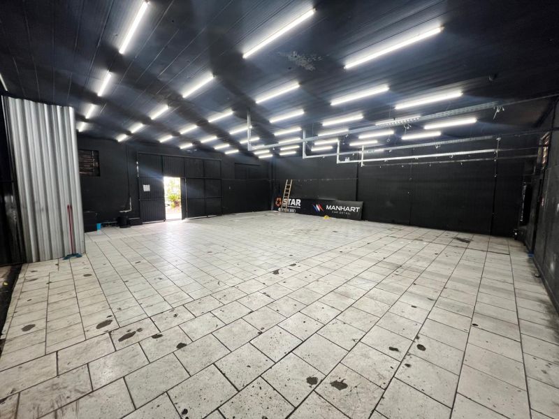 Barracão no bairro UNIVERSITÁRIO em LAGES