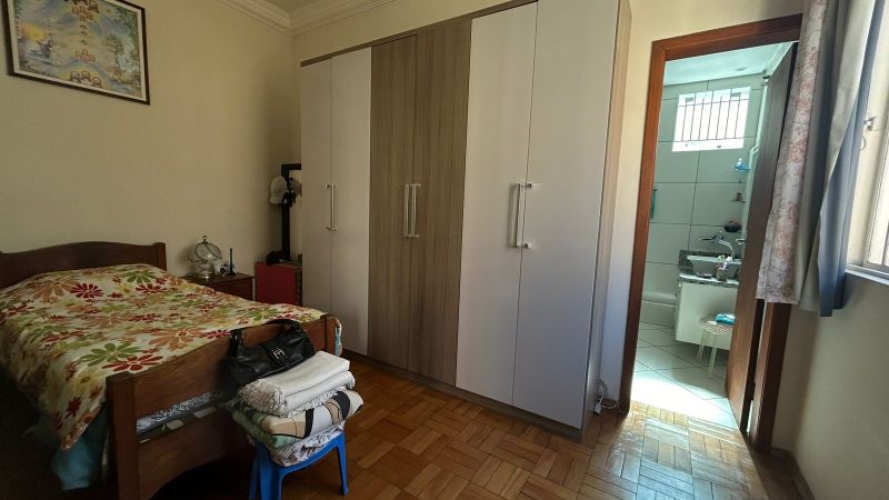 Sala 5 quartos  no bairro CENTRO em LAGES