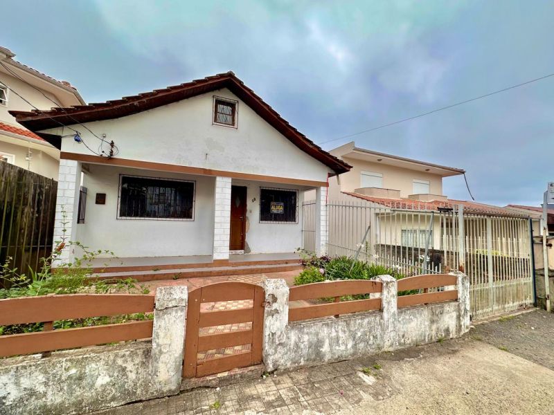 Casa 3 quartos  no bairro CENTRO em LAGES