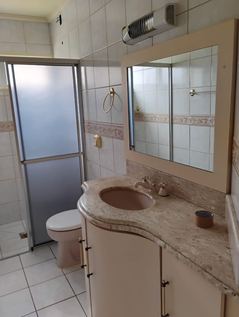 Casa 3 quartos  no bairro PETRÓPOLIS em LAGES