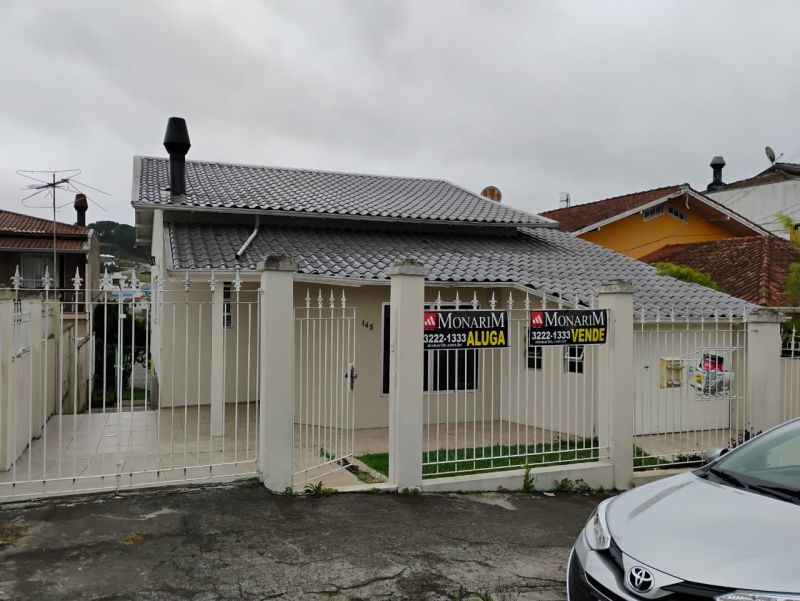 Casa 3 quartos  no bairro PETRÓPOLIS em LAGES