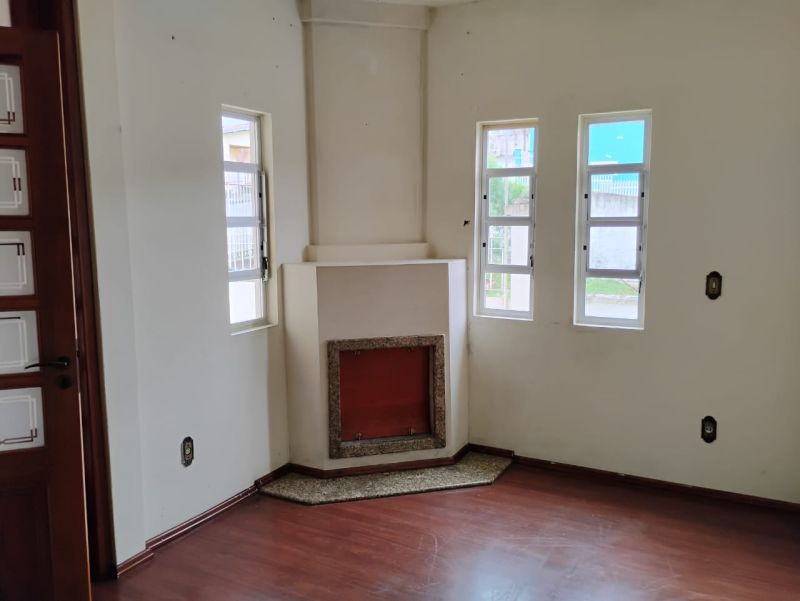 Casa 3 quartos  no bairro PETRÓPOLIS em LAGES