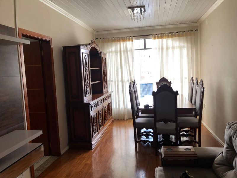 Apto 3 quartos  no bairro CENTRO em LAGES