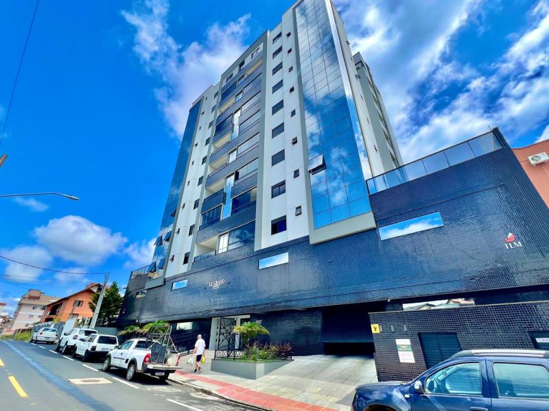 Apto 2 quartos  no bairro CENTRO em LAGES