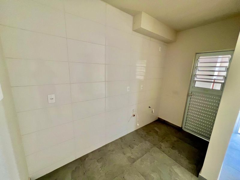Apto 2 quartos  no bairro MARIA LUIZA em LAGES