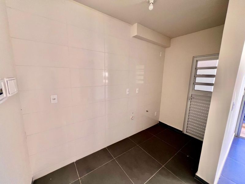 Apto 2 quartos  no bairro MARIA LUIZA em LAGES