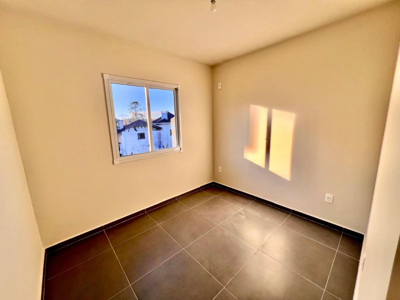 Apto 2 quartos  no bairro MARIA LUIZA em LAGES