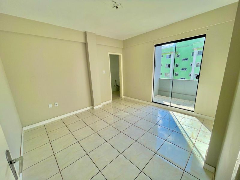 Apto 2 quartos  no bairro CORAL em LAGES
