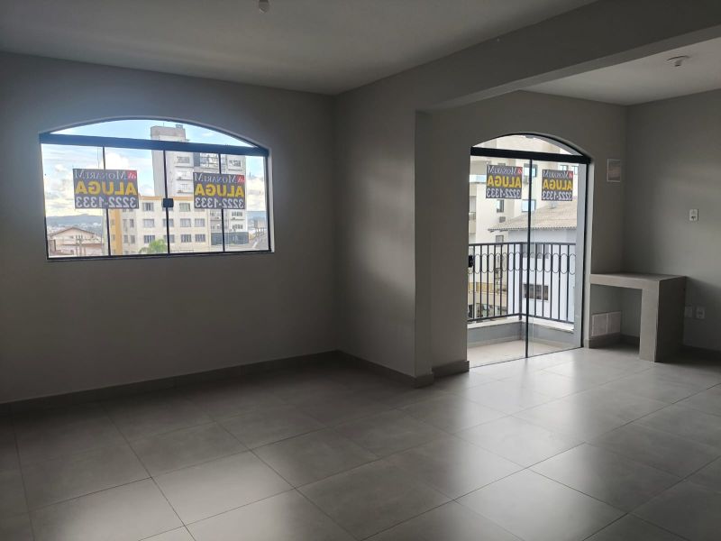 Apto 2 quartos  no bairro CORAL em LAGES