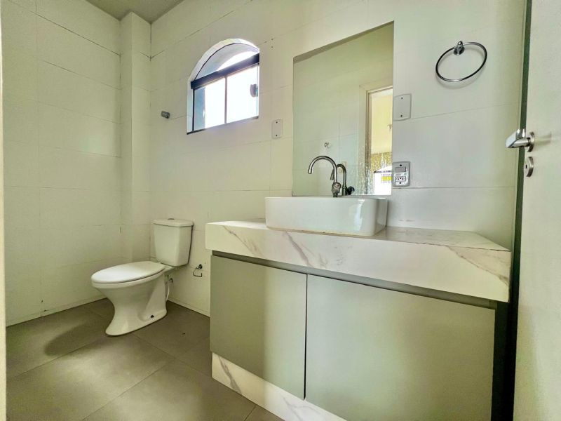Apto 2 quartos  no bairro CORAL em LAGES