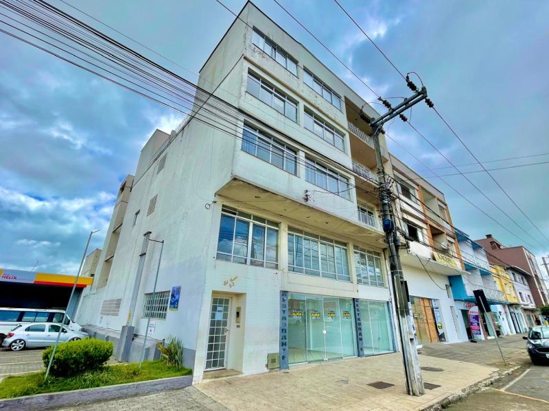 Apto 2 quartos  no bairro CORAL em LAGES