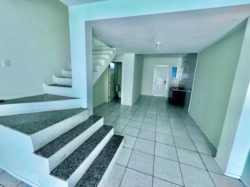 Sobrado 2 quartos  no bairro UNIVERSITÁRIO em LAGES