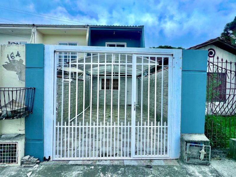 Sobrado 2 quartos  no bairro UNIVERSITÁRIO em LAGES