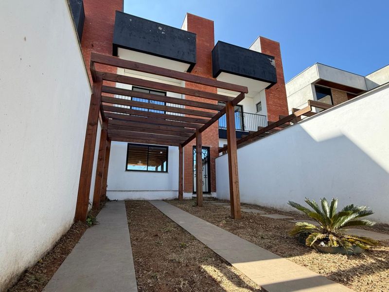 Casa 2 quartos  no bairro JARDIM PANORÂMICO em LAGES