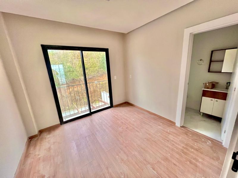CASA 2 quartos  no bairro JARDIM PANORÂMICO em LAGES