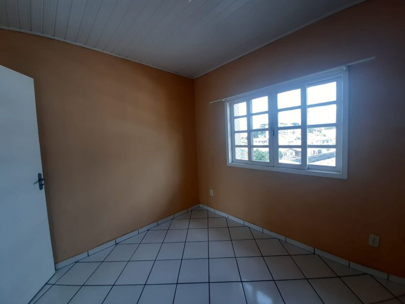 Apto 3 quartos  no bairro BRUSQUE em LAGES