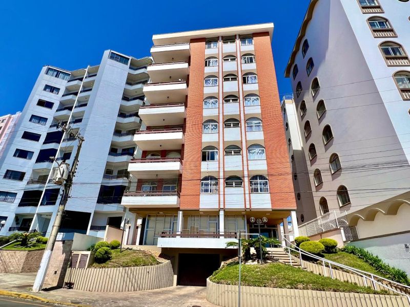 Apto 3 quartos  no bairro CENTRO em LAGES