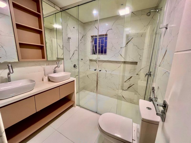 Casa 3 quartos  no bairro GUADALUPE em LAGES
