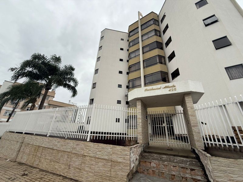 Apto 3 quartos  no bairro CENTRO em LAGES