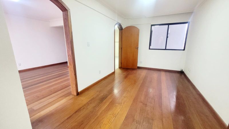 Apto 3 quartos  no bairro CENTRO em LAGES