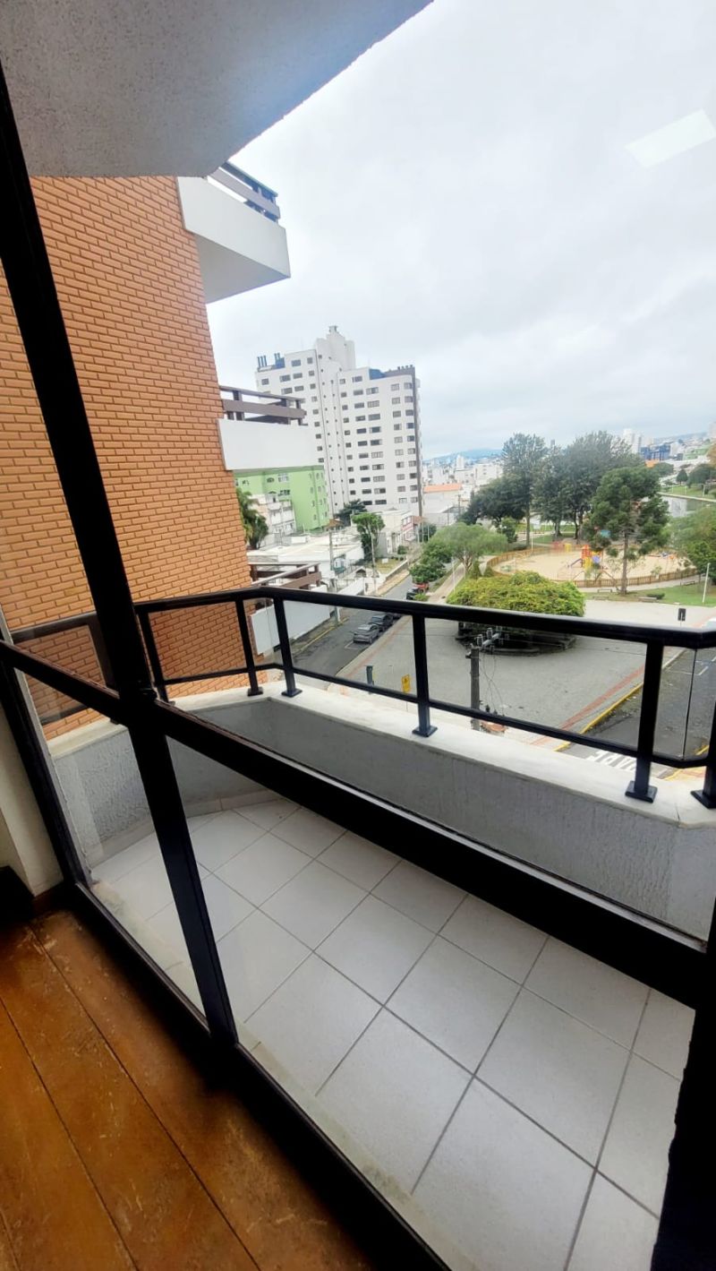 Apto 3 quartos  no bairro CENTRO em LAGES