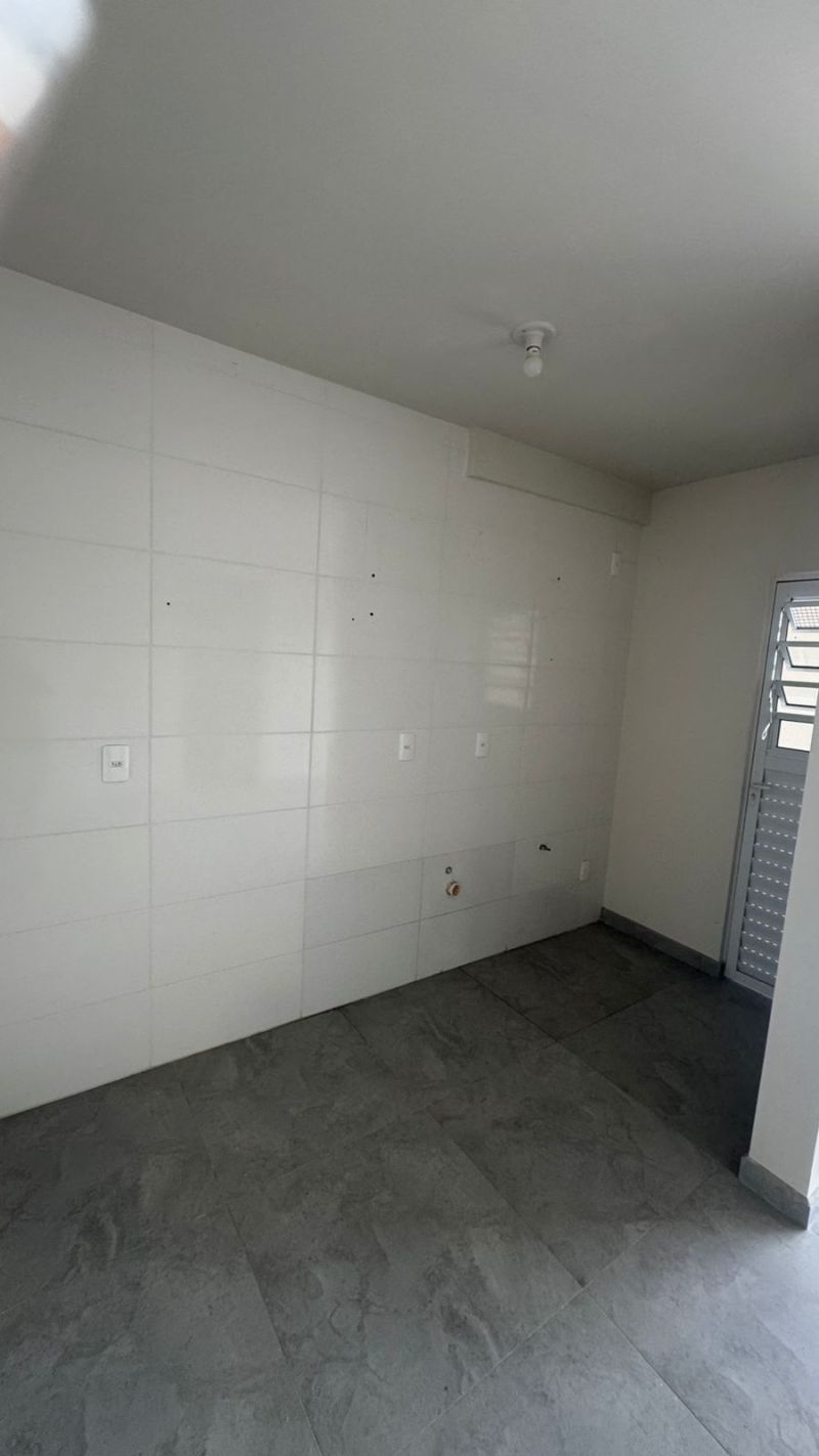Apto 2 quartos  no bairro MARIA LUIZA em LAGES