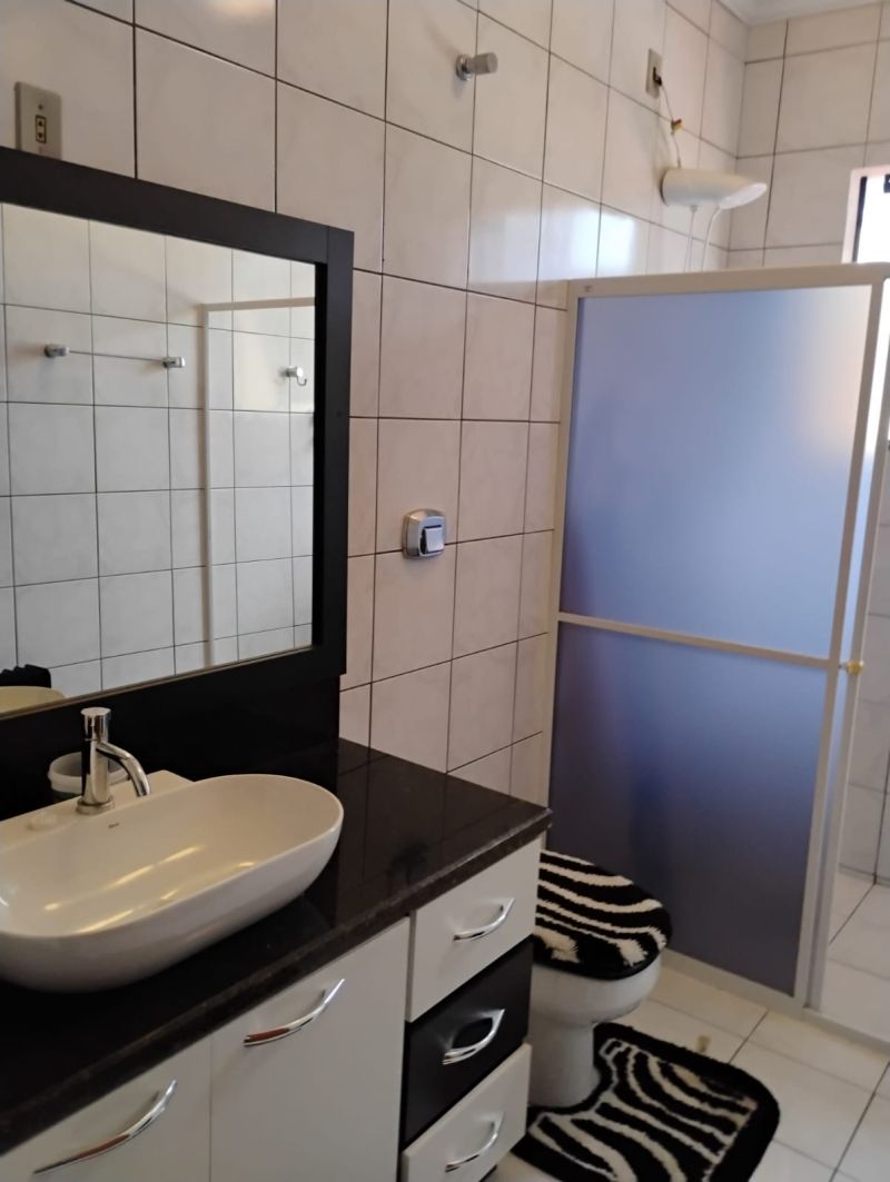 Casa 4 quartos  no bairro UNIVERSITÁRIO em LAGES