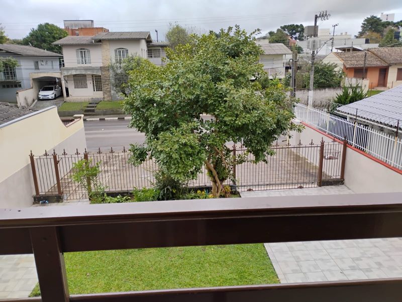 Casa 4 quartos  no bairro UNIVERSITÁRIO em LAGES