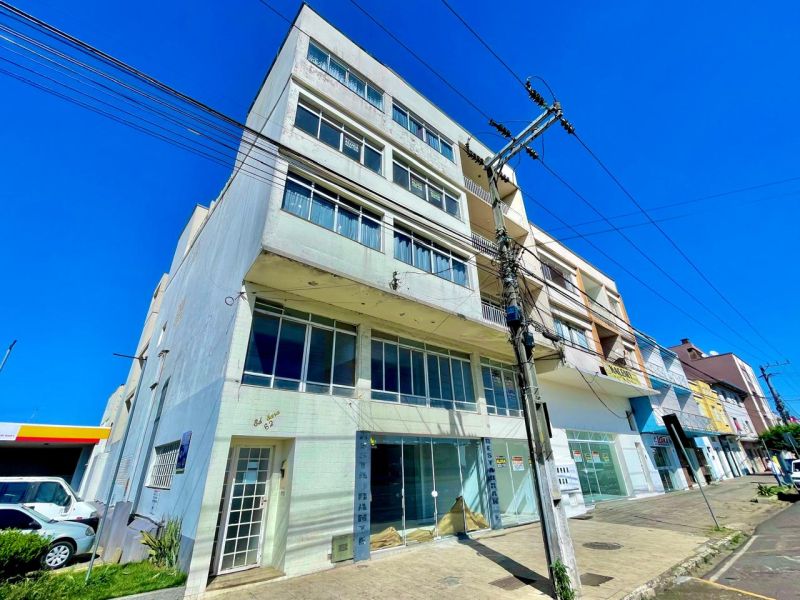 Apto 2 quartos  no bairro CORAL em LAGES