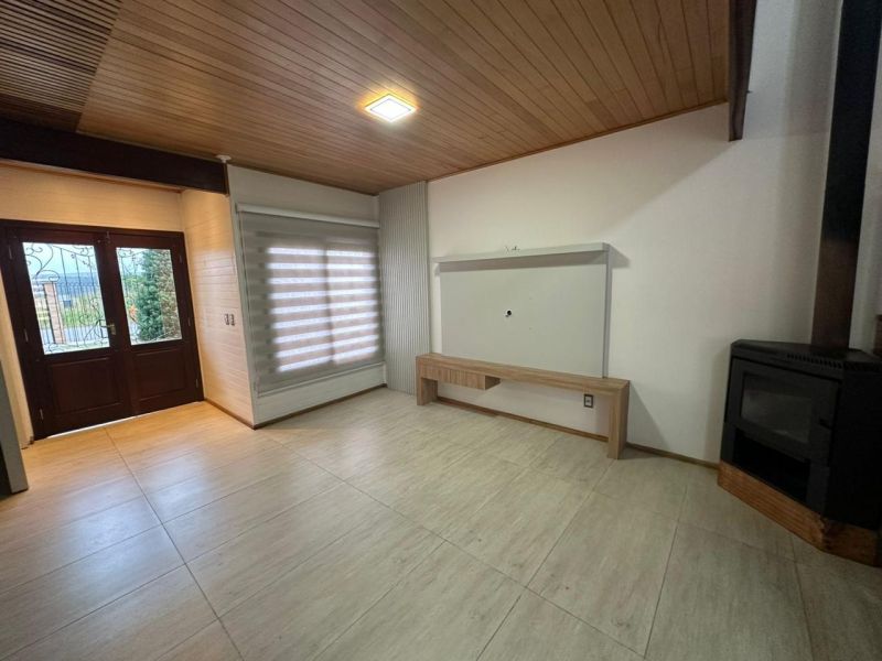 Casa 2 quartos  no bairro CHAPADA em LAGES