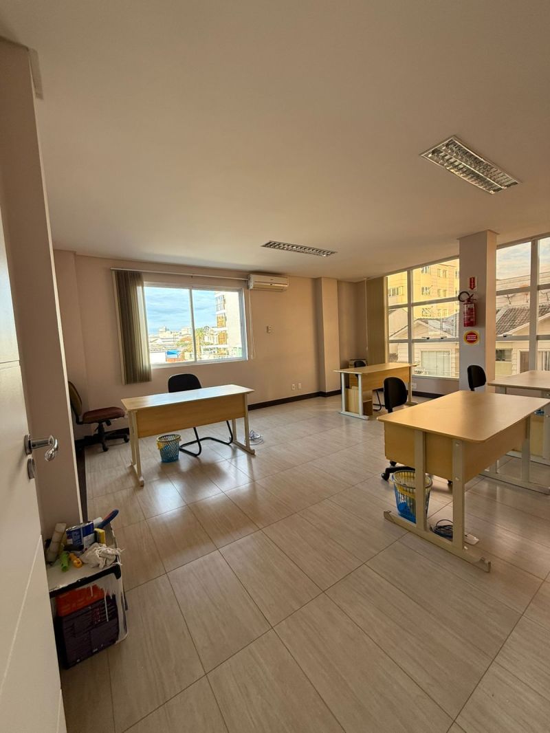 Sala no bairro SÃO CRISTÓVÃO em LAGES