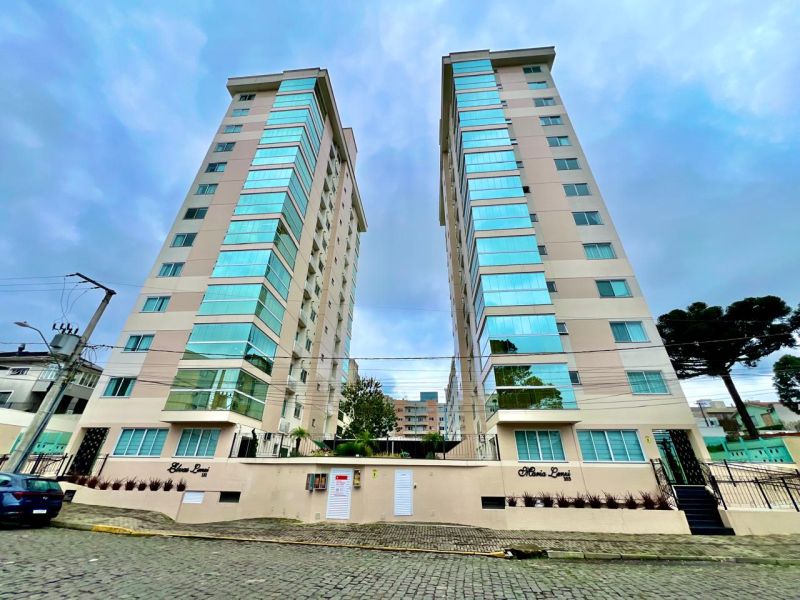Apto 3 quartos  no bairro CENTRO em LAGES