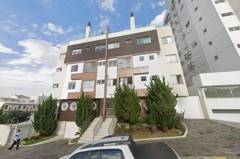 Apto 2 quartos  no bairro CENTRO em LAGES