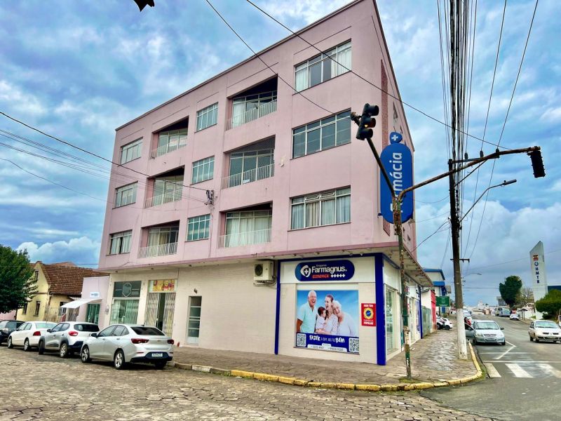 Apto 3 quartos  no bairro COPACABANA em LAGES
