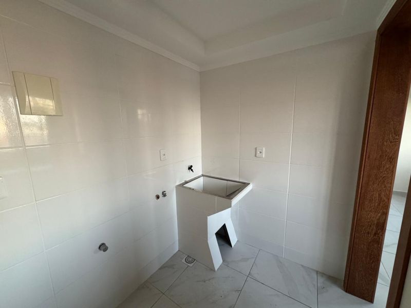 Apto 2 quartos  no bairro CORAL em LAGES