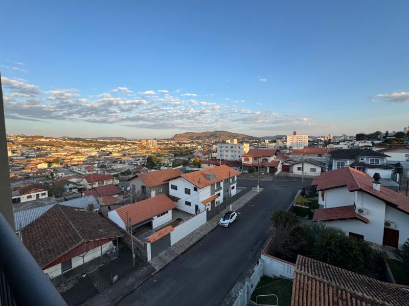 Apto 2 quartos  no bairro CORAL em LAGES