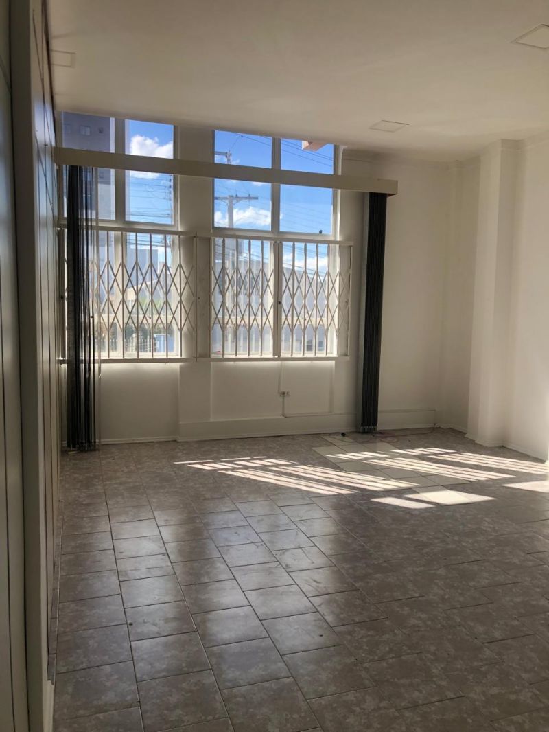 Sala no bairro CORAL em LAGES