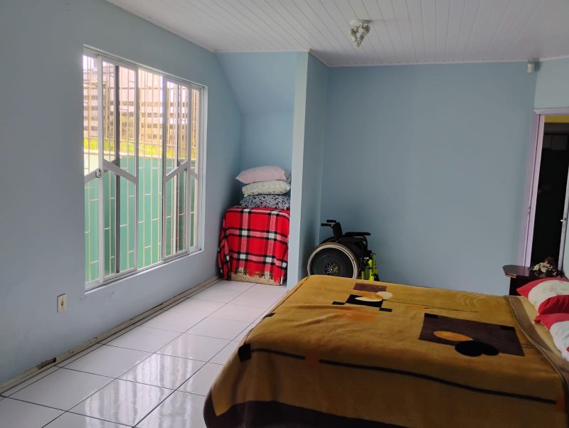 Casa 4 quartos  no bairro PETRÓPOLIS em LAGES