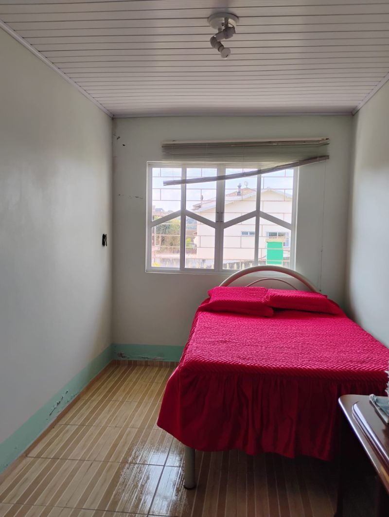 Casa 4 quartos  no bairro PETRÓPOLIS em LAGES